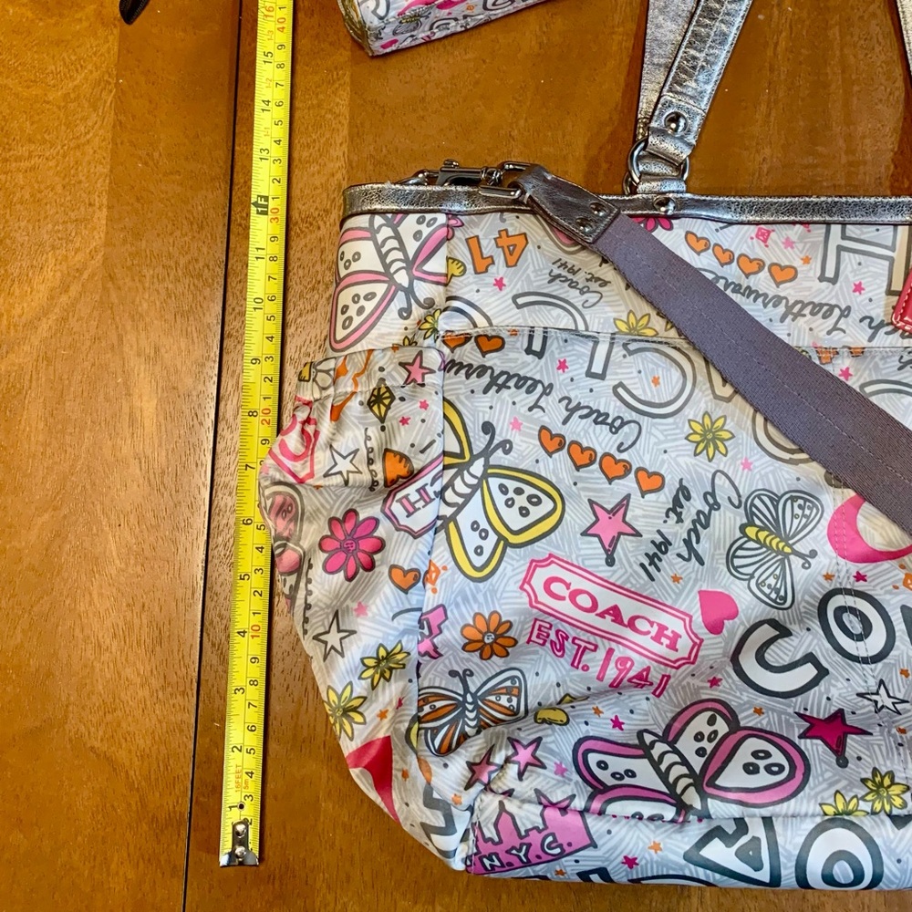 Coach Poppy Butterfly Graffiti Rare Xl Tote /Diaper B… - Gem